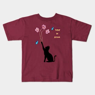 Paws in bloom Kids T-Shirt